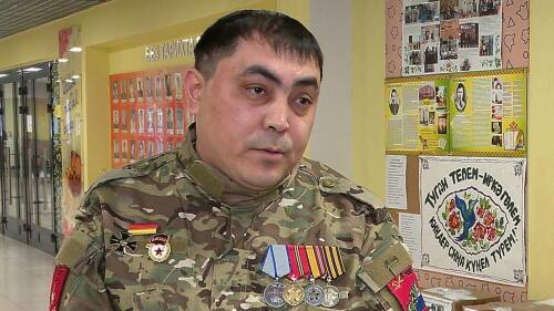 «Если дед воевал, внук обязательно будет воевать»: путь ветерана СВО с позывным Историк