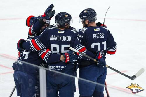 Расписание матчей КХЛ на 6 марта: «Металлург» против «Авто», ЦСКА принимает «Трактор»
