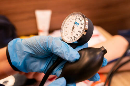 Жители Татарстана смогут бесплатно проверить свои тонометры с 6 по 8 апреля