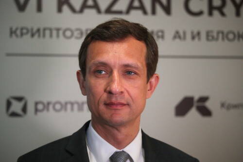 Хайруллин анонсировал запуск цифрового онлайн-колледжа в Казани в 2026 году