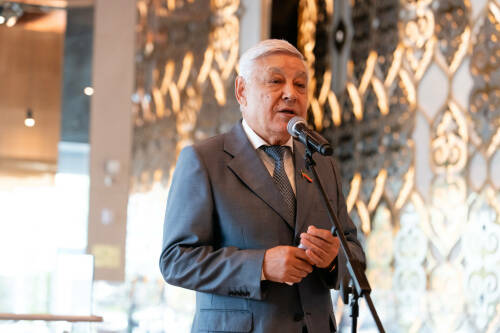 Почетный Председатель Государственного Совета Республики Татарстан Фарид Мухаметшин в своем официальном канале на платформе MAX 