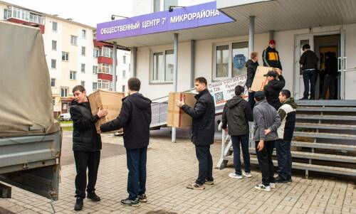 Активисты «Единой России» в Нижнекамске собрали груз для жителей ЛНР и бойцов СВО