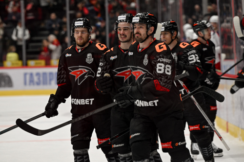 «Авангард» обыграл ЦСКА на своем льду и вышел в полуфинал Кубка Гагарина