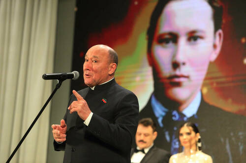 Марат Ахметов наградил победителей конкурса «Созвездие Тукая»