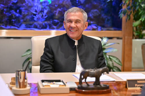 Раис Татарстана Рустам Минниханов провел встречу с министром энергетики и водных ресурсов Республики Таджикистан Далером Джумой