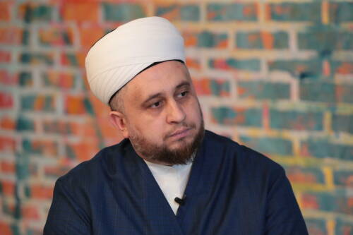 Казанский имам рассказал, как родителям не сглазить ребенка