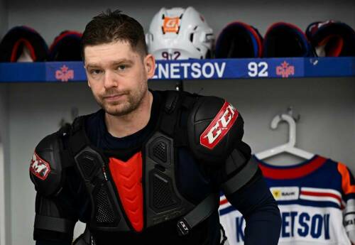 У Евгения Кузнецова диагностировали двустороннюю пневмонию