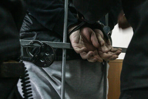 Резонансное дело одного из предполагаемых участников ОПГ из Заинска сегодня получило продолжение – мать подростка обжаловала приговор в Верховном суде РТ. Она настаивает, что сын никогда не был участником ОПГ и не нападал, а защищался. Между тем следствие, опираясь на показания свидетелей, уверено, что парень – участник разборок двух разных ОПГ.