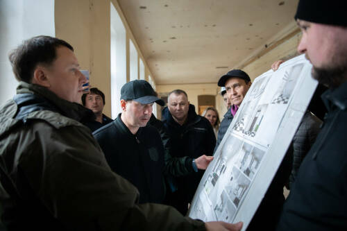 В Казани продолжается реконструкция РСШОР по шахматам и строительство Центра фигурного катания