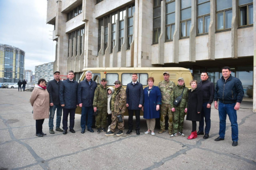 Из Набережных Челнов передали УАЗ для подвоза боекомплекта и эвакуации раненых
