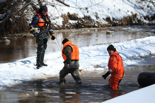 Аномально теплая весна ускорила таяние снега в Казани и повысила риски подтоплений, однако пока ситуация остается под контролем. Власти предупреждают: апрель может принести резкие изменения погоды, и даже небольшие реки при потеплении способны выйти из берегов.