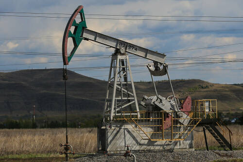 Мировые цены на нефть резко упали на фоне временного перемирия США и Ирана