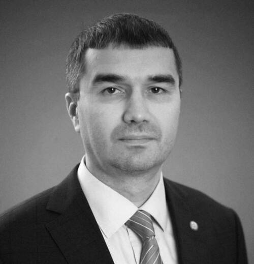 Скончался бывший врио начальника Управления ЗАГС Кабмина РТ Ильдар Бадреев