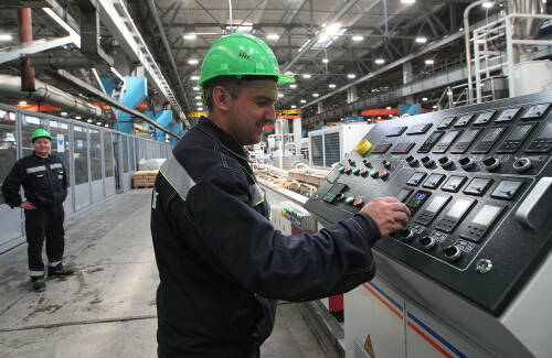 Ускорение роста промышленного производства в Татарстане по итогам марта на 8,6% в годовом выражении улучшило и результат за первый квартал – индустрия сработала с плюсом в 5,3%. Таким образом, февральский спад динамики оказался пока что временным. Подробнее – в обзоре Аналитического центра «Татар-информа».