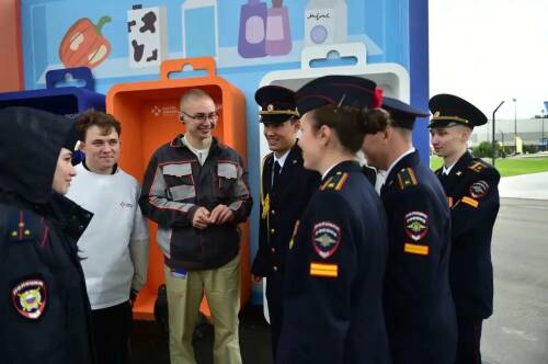 Молодежь Казани смогла «примерить» профессию полицейского