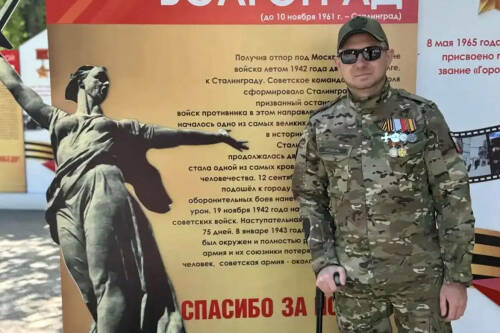 Ирек Сафин служил в одних из самых горячих точек зоны СВО. Он спасал своих боевых товарищей под огнем противника, брал на себя командование поздравлением и вернулся домой с шестью медалями. Теперь он строит грандиозные планы на будущее – мечтает о своем бизнесе, который будет развивать благодаря льготам для ветеранов СВО.