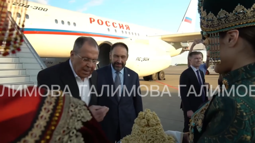 Глава МИД РФ Сергей Лавров прилетел в Казань