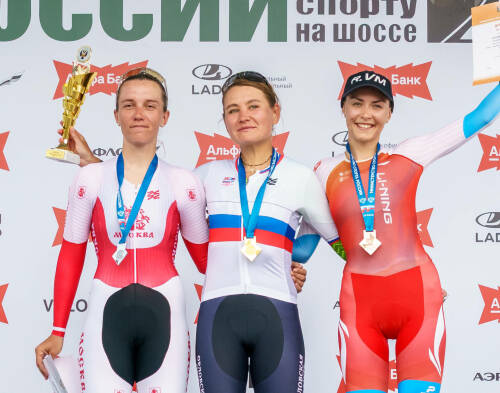 Мама 3 детей с золотом, срыв фаворита: в Иннополисе стартовал ЧР по велоспорту