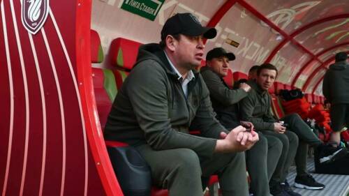 Бывший главный тренер сборной России, казанского &laquo;Рубина&raquo; и ЦСКА Леонид Слуцкий резко оценил трансферную политику московского клуба в последние годы