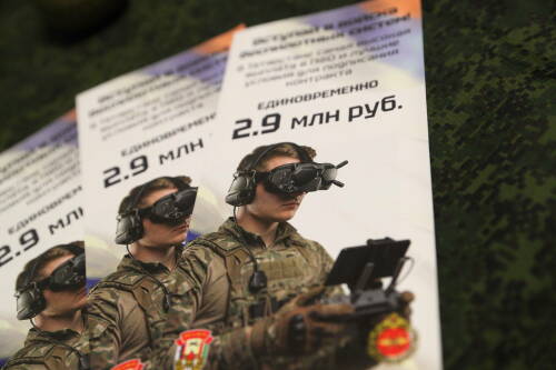 Любой военнослужащий срочной службы, призвавшийся из Татарстана, может подписать контракт в своей части и получить до 2,9 млн рублей