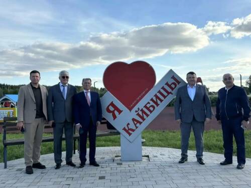 В обновленном парке Больших Кайбиц прошел Фестиваль труда и доблести