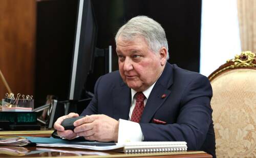Раис Татарстана Рустам Минниханов 