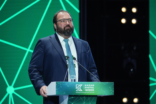 Подготовка к международному форуму Kazan Digital Week вышла на финальную стадию: площади экспозиции забронированы почти полностью, а деловая программа готова на 95%. Как пройдет форум и на чем сейчас сосредоточены организаторы – в материале «Татар-информа».