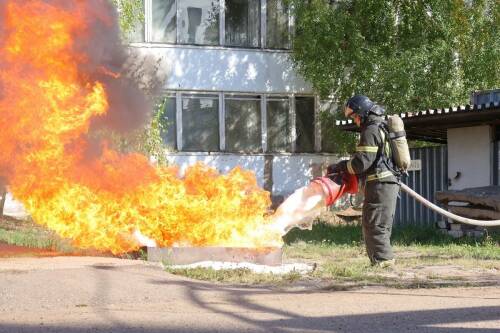 Масштабные учения МЧС проходят в Елабужском районе Татарстана