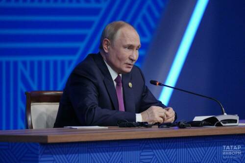 Президент России Владимир Путин дал указание в течение трех суток не наносить ударов по Киеву