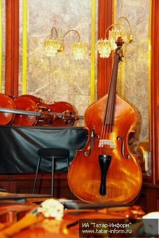 Музыканты ГСО РТ получили новые инструменты