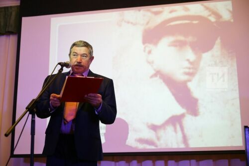 Союз Писателей - встреча с писателем Раулем Мирхайдаровым