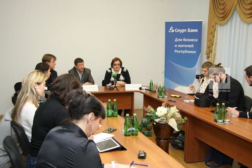Пресс-конференция Евгении Даутовой о ситуации в Спурт банке 