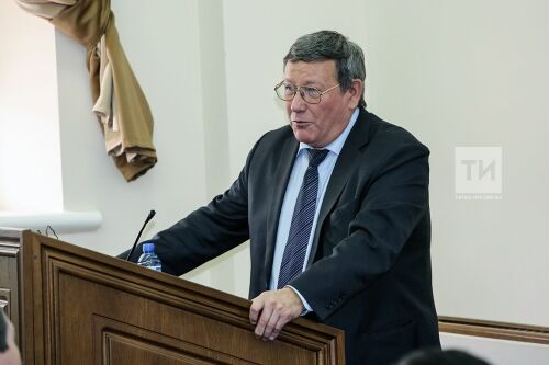 Презентация новой книги "Конституционное право РФ"