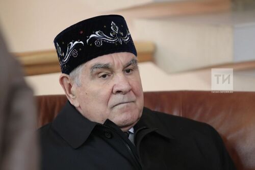 Прощание с известным ученым и татарским общественным деятелем Азатом Зиятдиновым