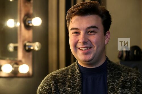 Студент Казанской консерватории Ильгиз Мухутдинов в проекте "Шәһәрчеләр"