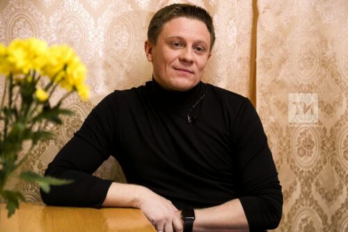 Актер Камаловского театра Эмиль Талипов в проекте "Шәһәрчеләр"
