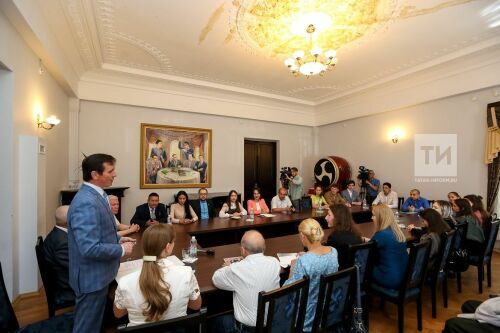 Заключительный этап конкурса, посвященного Дәрдемәнду