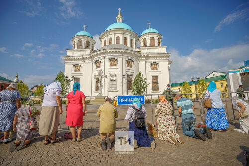Освящение воссозданного собора Казанской иконы Божией Матери