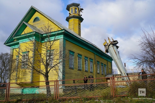 Председатель Комитета РТ по охране объектов культурного наследия осмотрел мечеть, у которой рухнул минарет