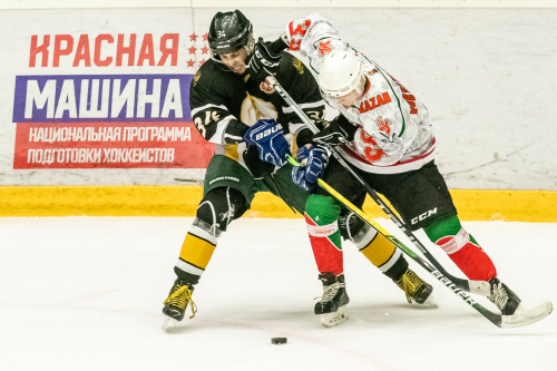 Рустам Минниханов посетил матч хоккейного турнира «Кубок дружбы — Дуслык»