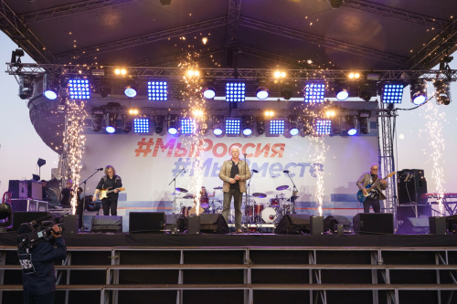 Концертом у Центра семьи «Казан» завершилось в столице Татарстана празднование Дня России