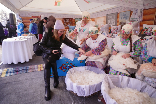 4 тысячи порций шурпы и обряд «Каз омэсе»: чем удивляют гостей Дня Татарстана на ВДНХ