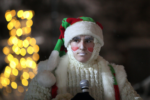 На казанском ипподроме открылся ёлочный городок