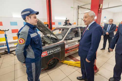 Фарид Мухаметшин посетил Казанский автотранспортный техникум им. Обыденнова