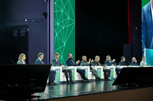 На «Казань Экспо» прошло пленарное заседание международного форума Kazan Digital Week - 2023