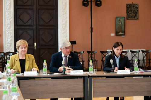 В училище им. Фешина прошло заседание Комитета ГС РТ по образованию,  культуре, науке и национальным вопросам