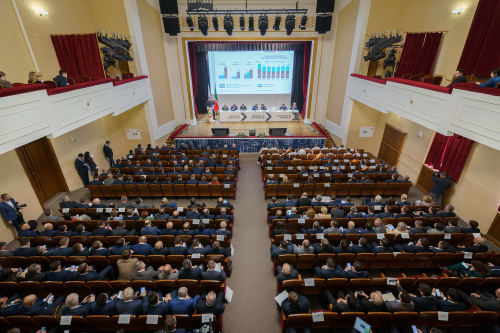 Рустам Минниханов принял участие в заседании коллегии Министерства промышленности и торговли