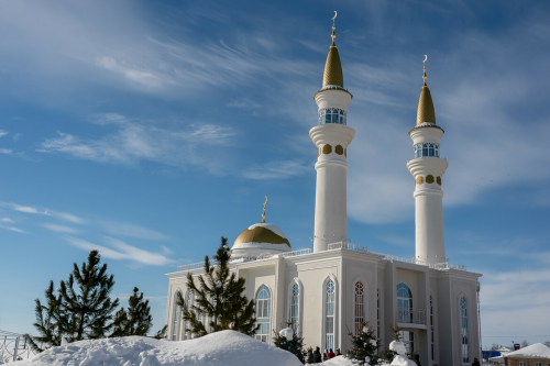 Рустам Минниханов и Минтимер Шаймиев открыли соборную мечеть «Ак мәчет «Зәйнәп» в Лаишево