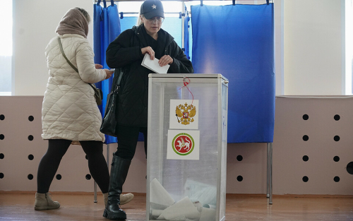 Татарстанцы активно голосуют в первый день выборов Президента РФ