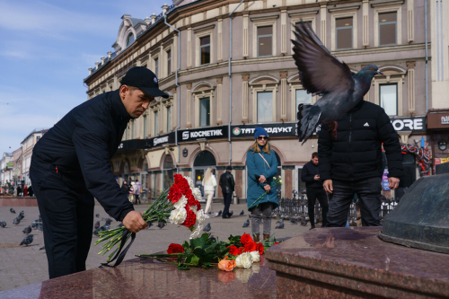 Казань скорбит о жертвах теракта в «Крокус Сити Холл»